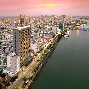 Wink Icon Riverside - Luxury - 24hrs & Rooftop Pool Bar Hotel Da Nang